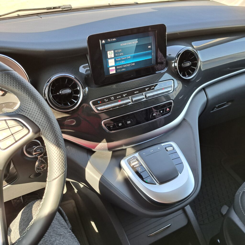 Mercedes V prenájom Bratislava. JTV auto